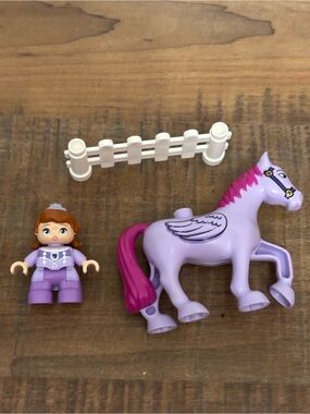 Lego Duplo Sofia The First Purple Pegasus Horse
